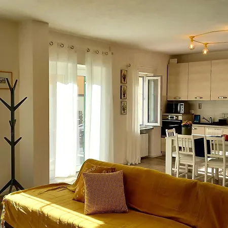 Le Aromatiche, In Cascina Con Giardino Holiday home