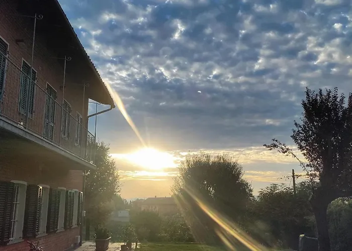 Le Aromatiche, In Cascina Con Giardino *